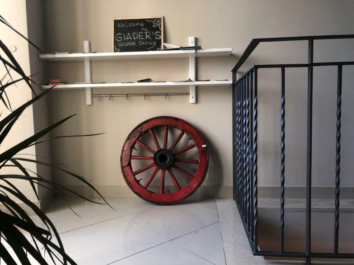 Giader'S House - Free Parking Apartment Catania Ngoại thất bức ảnh